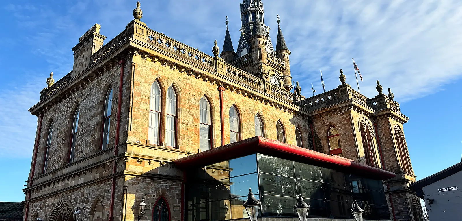 Renfrew town hall